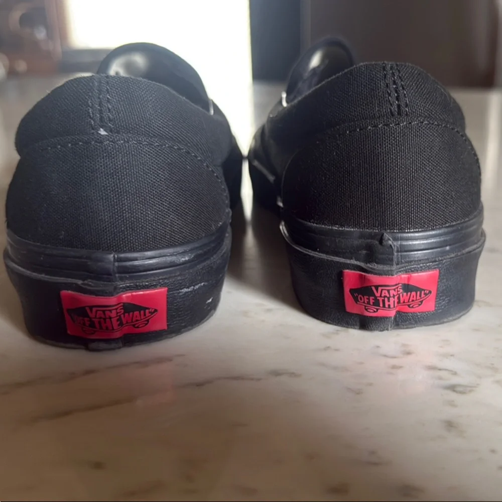 Vans Women's Black Slip-On Shoes - Picture 4 of 7